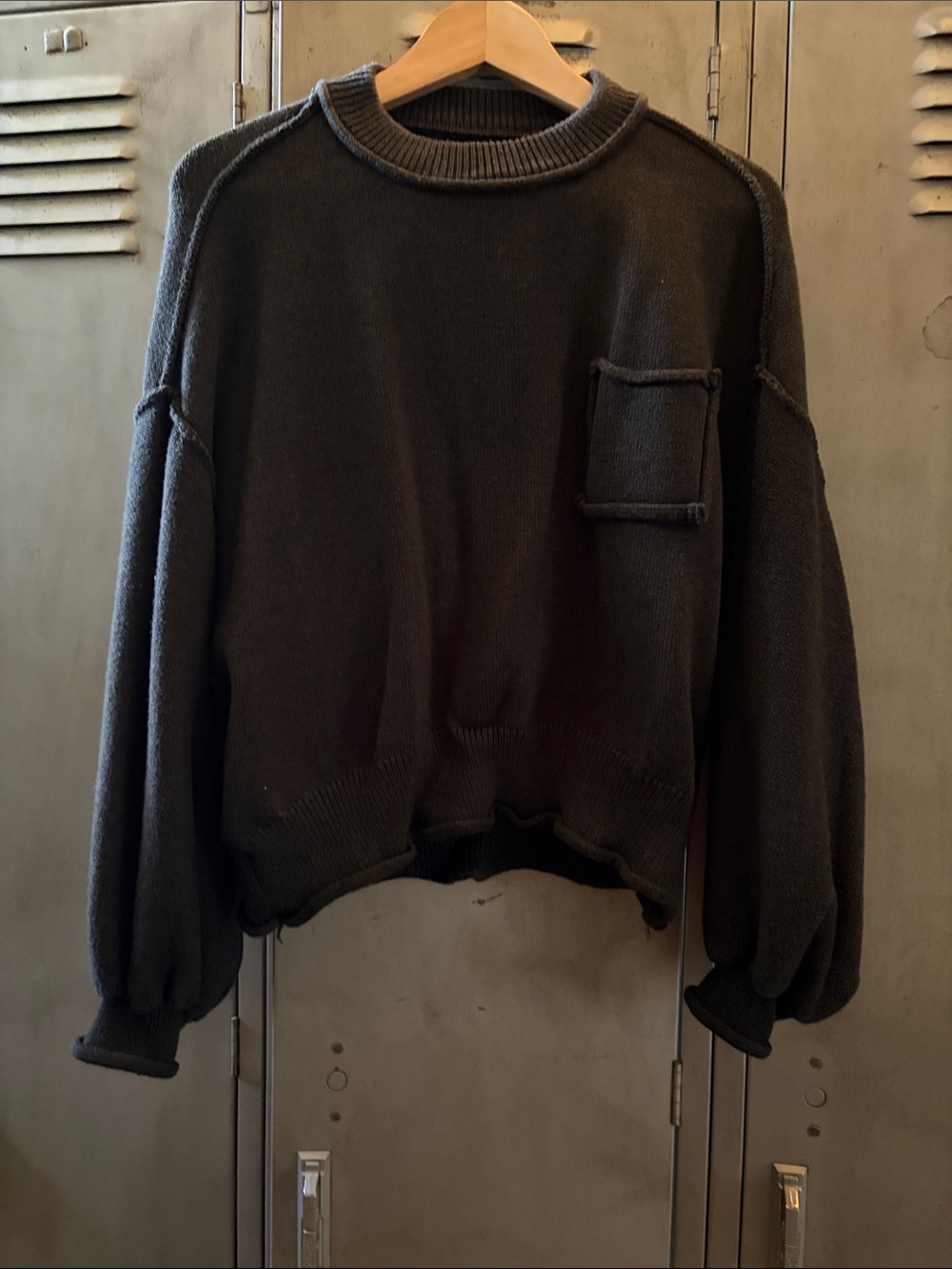 POL Cropped Knit Sweater with Pocket
